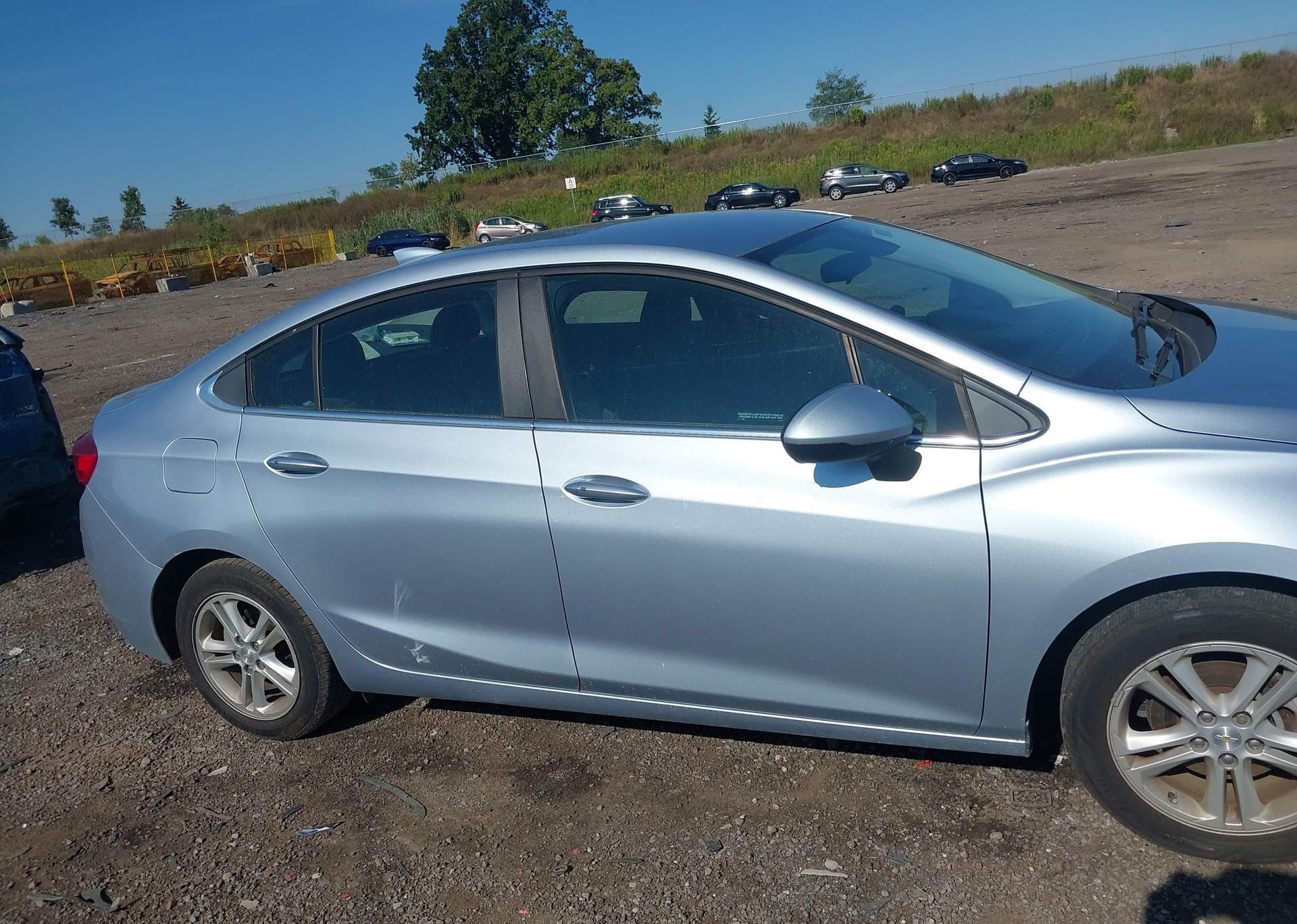 2018 CHEVROLET CRUZE