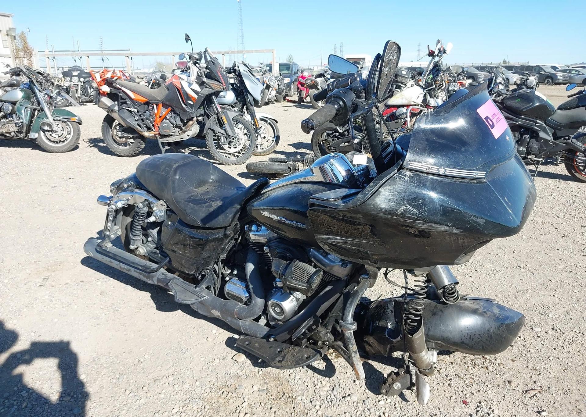 2017 HARLEY-DAVIDSON FLTRX ROAD GLIDE
