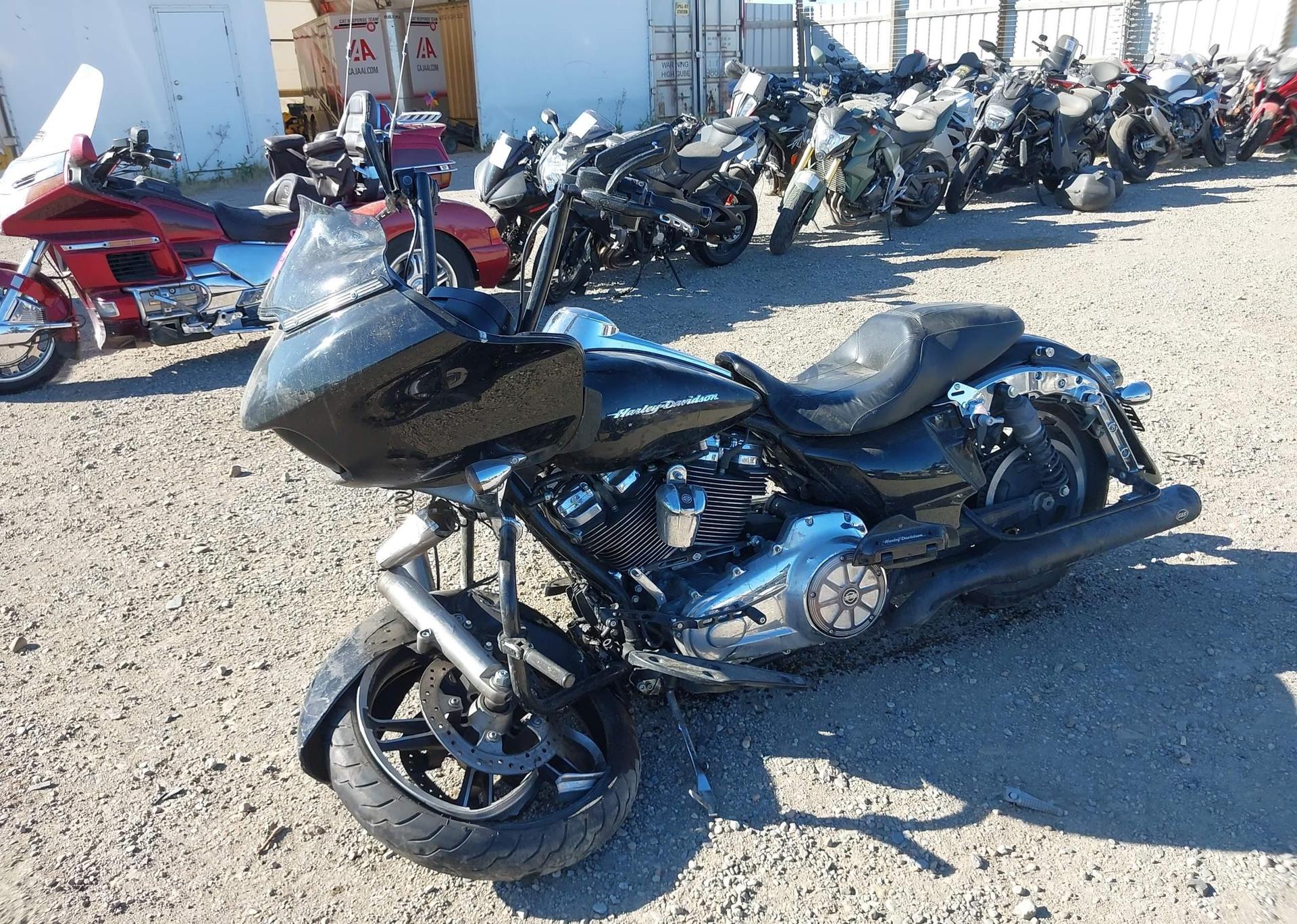 2017 HARLEY-DAVIDSON FLTRX ROAD GLIDE
