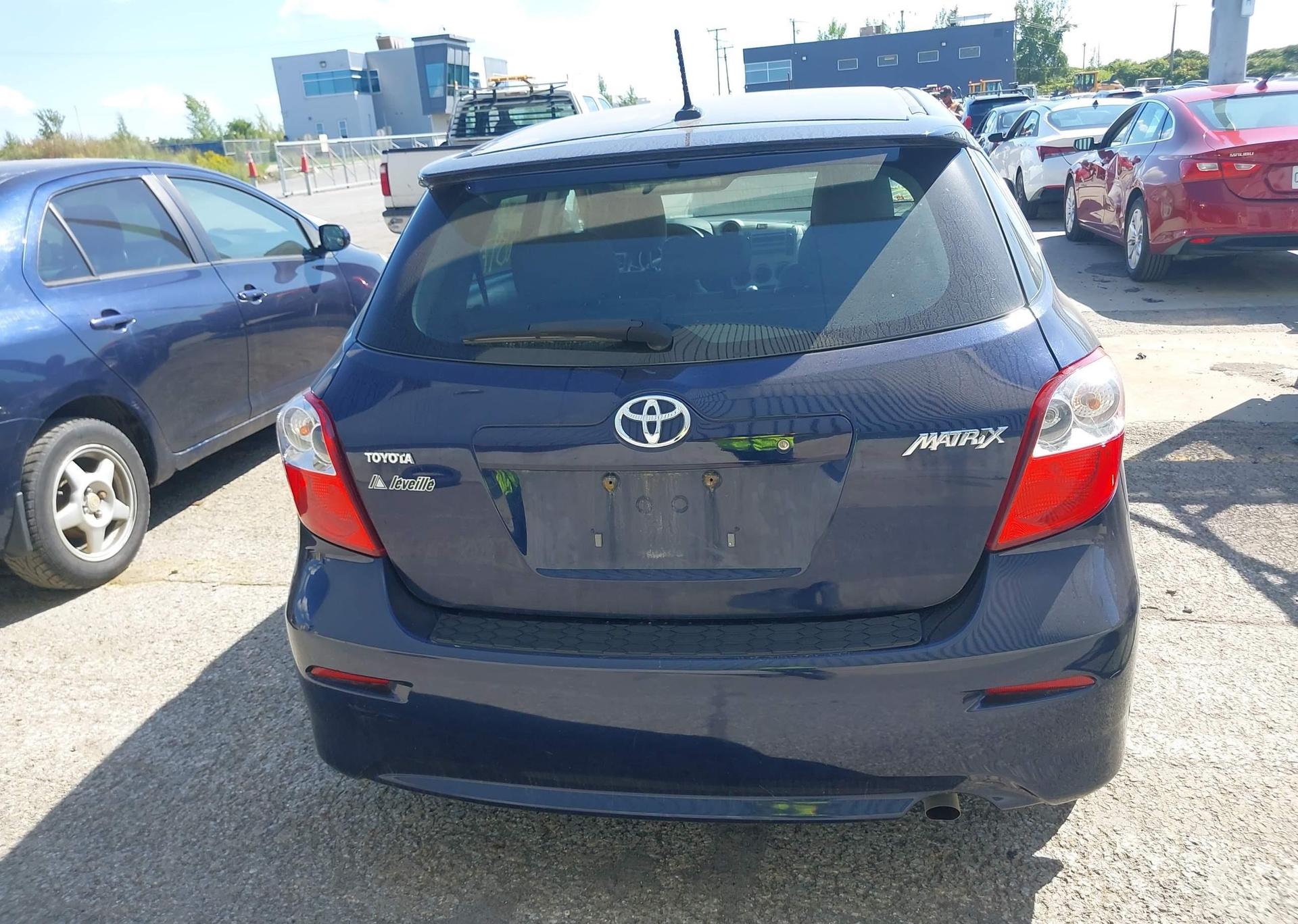 2010 TOYOTA MATRIX