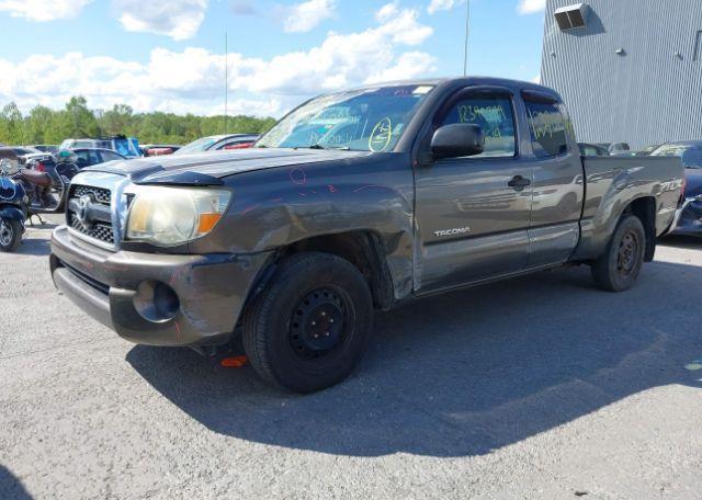 2011 TOYOTA TACOMA