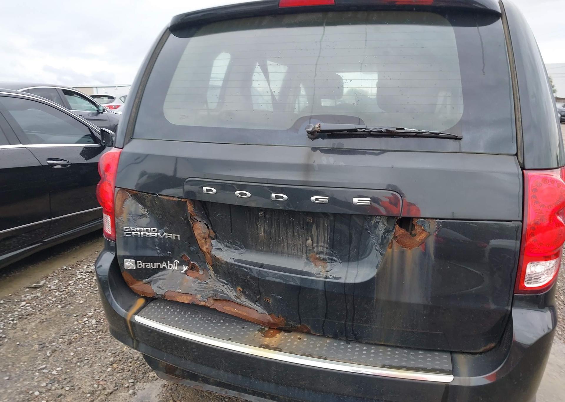 2015 DODGE GRAND CARAVAN SE