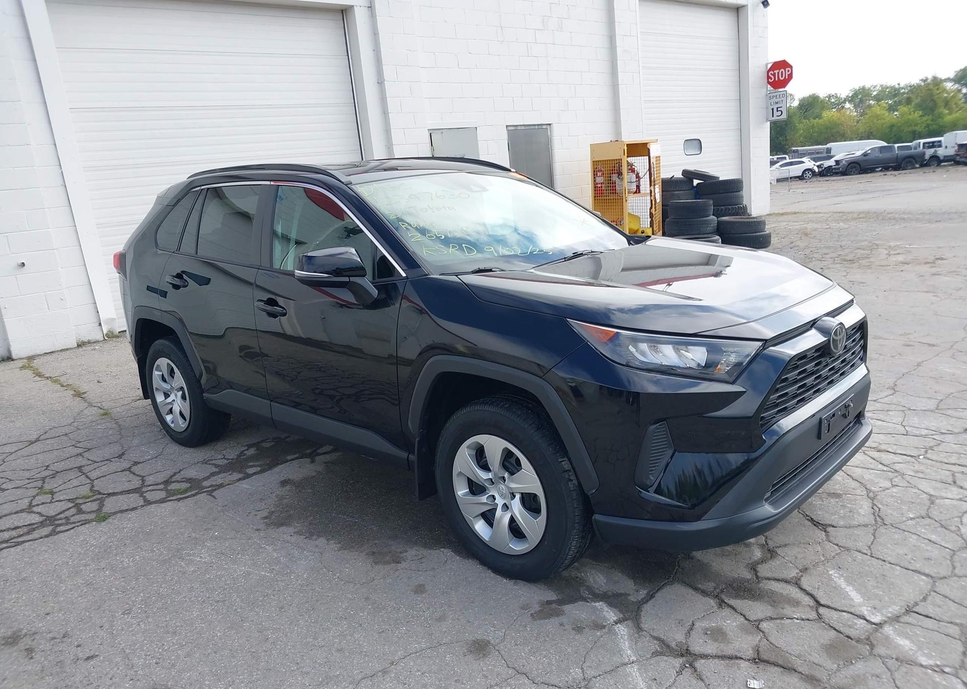 2021 TOYOTA RAV4 LE