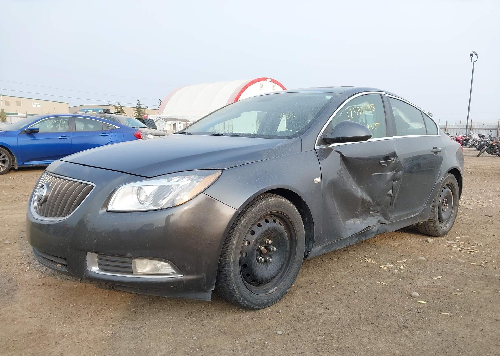 2011 BUICK REGAL