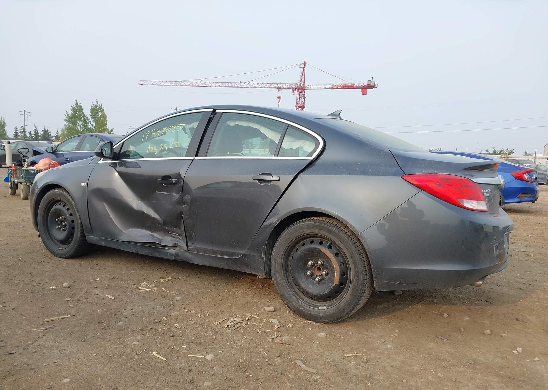 2011 BUICK REGAL