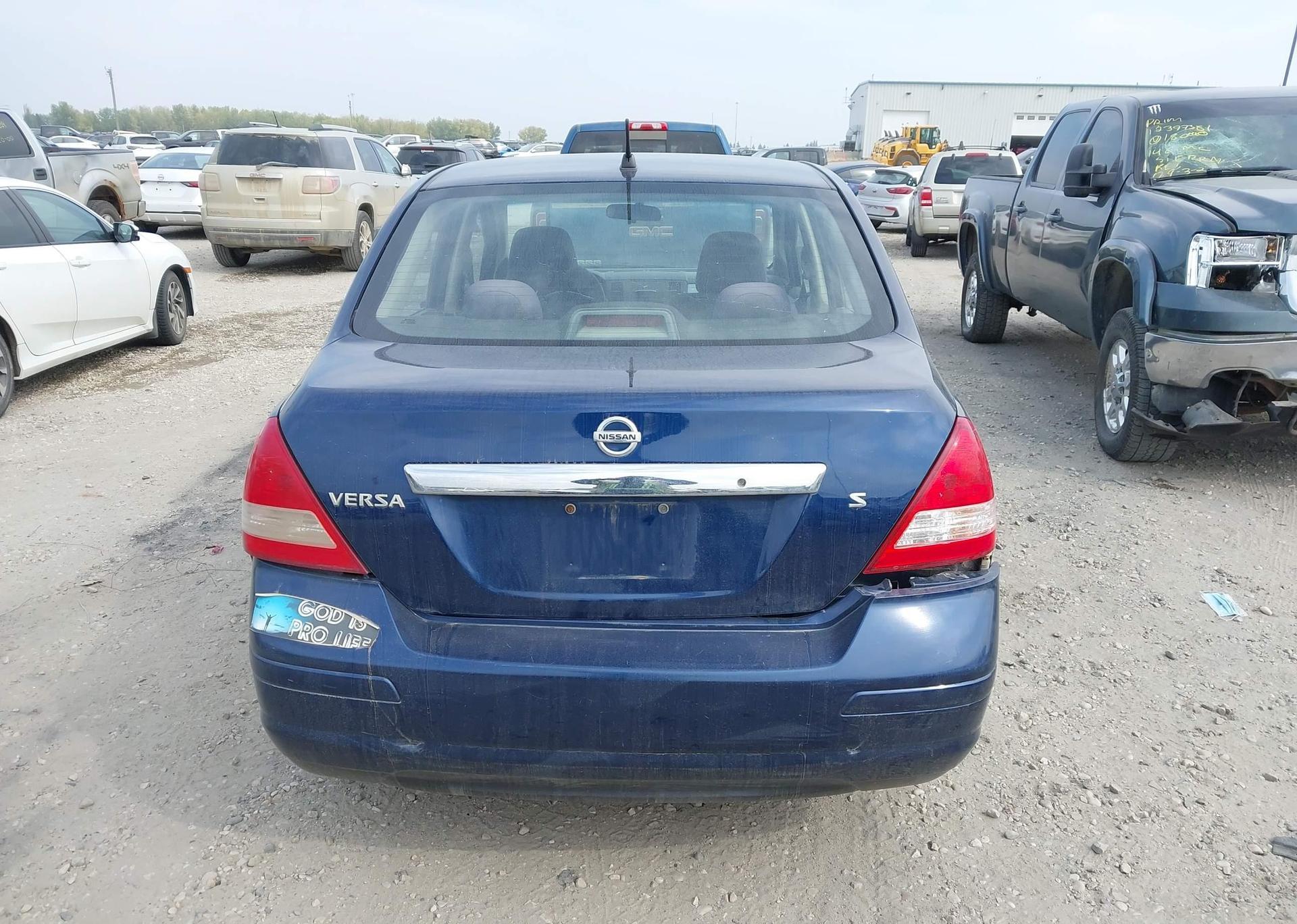 2007 NISSAN VERSA S
