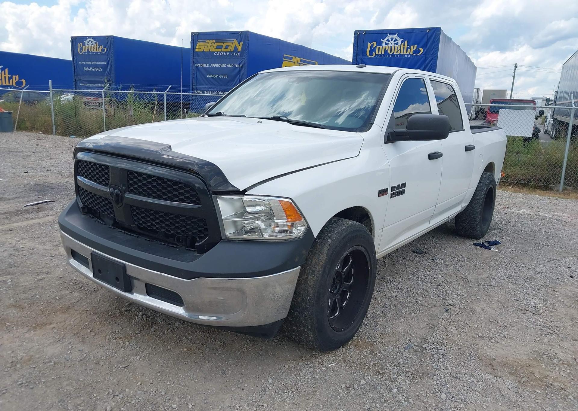 2016 RAM 1500 ST