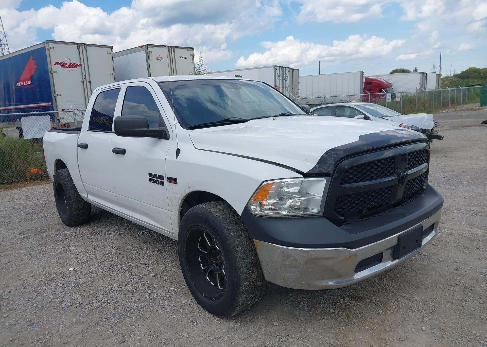 2016 RAM 1500 ST