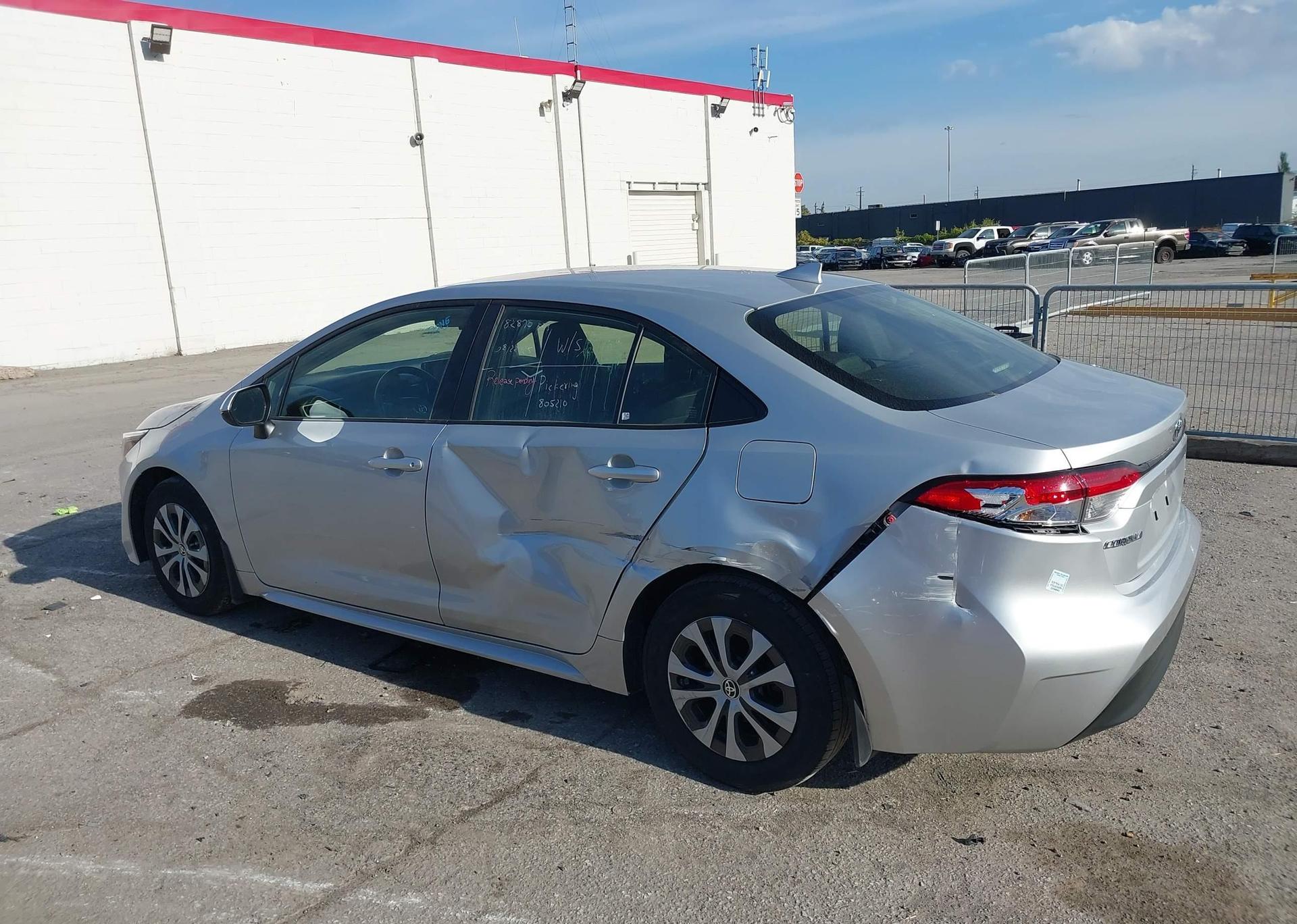 2023 TOYOTA COROLLA HYBRID LE