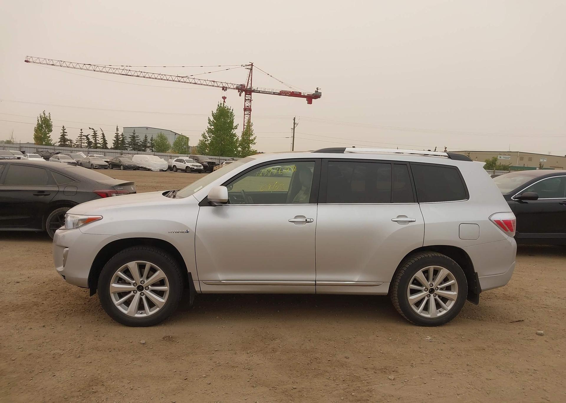 2013 TOYOTA HIGHLANDER HYBRID LIMITED