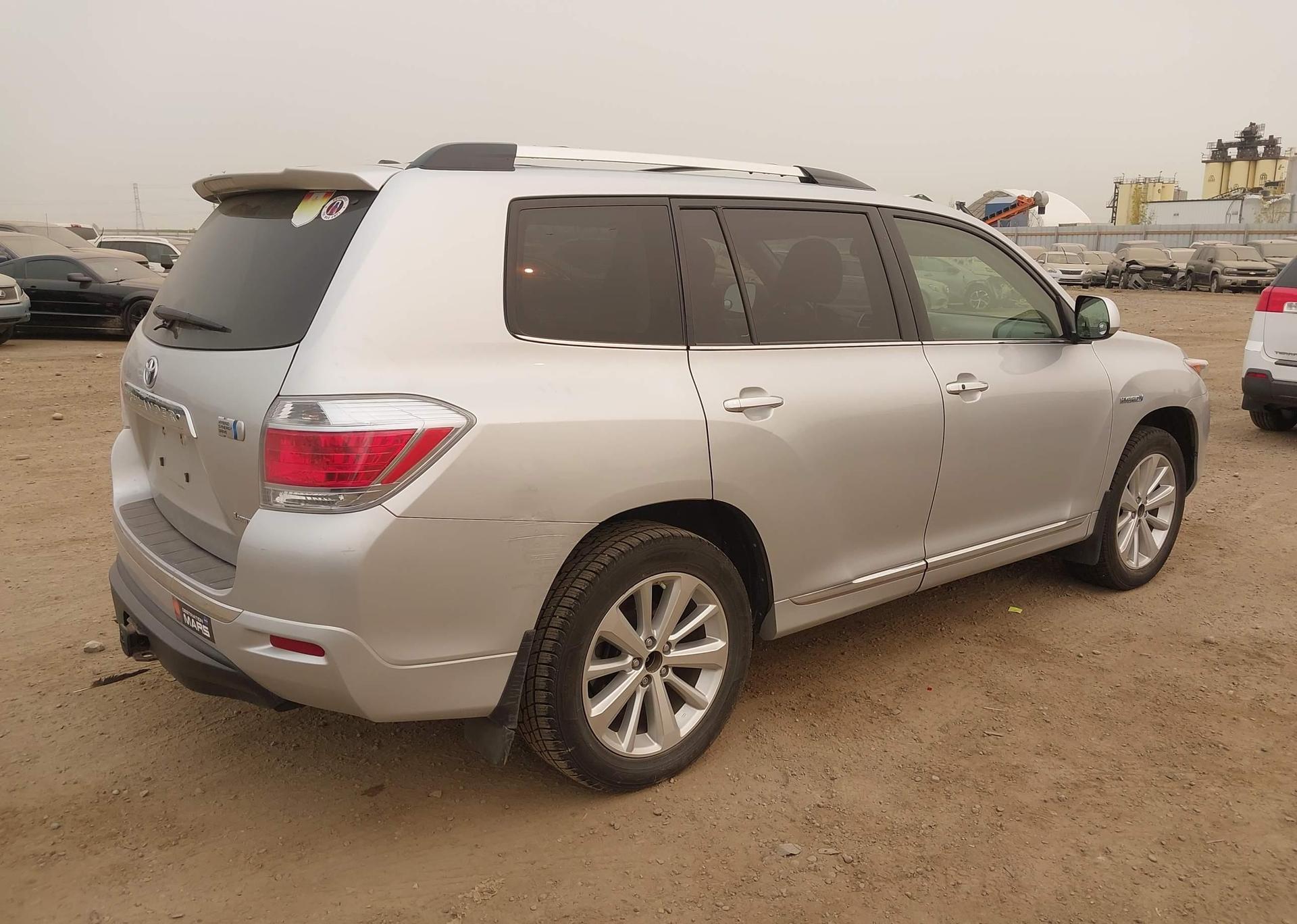 2013 TOYOTA HIGHLANDER HYBRID LIMITED