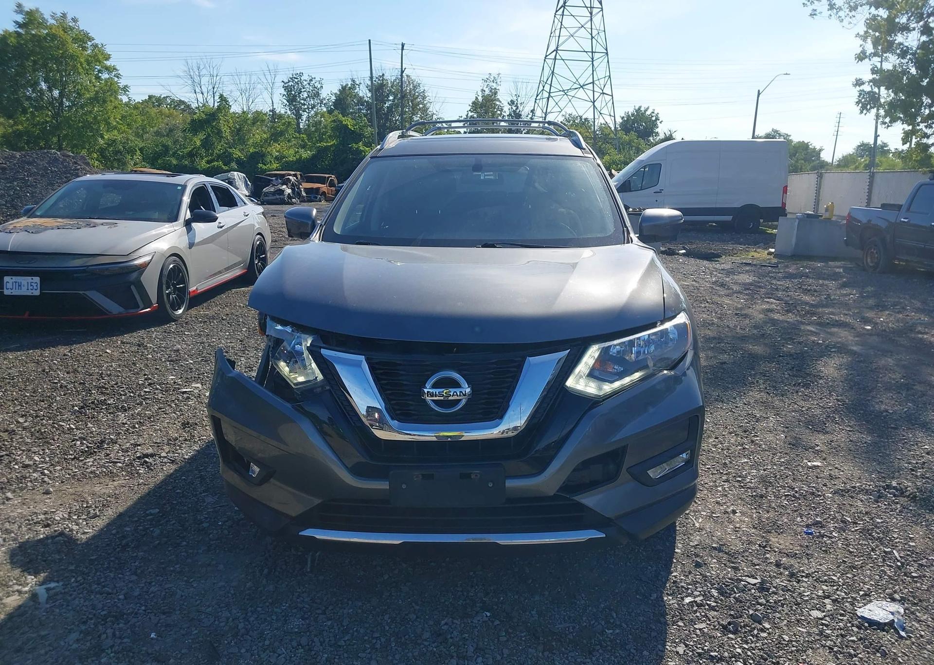 2017 NISSAN ROGUE SV