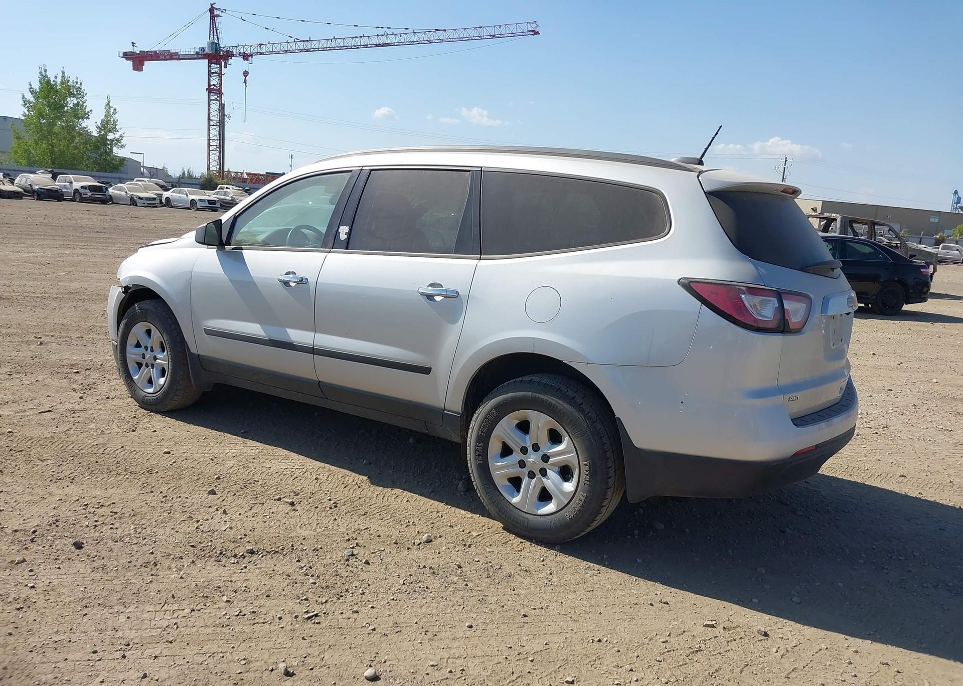 2017 CHEVROLET TRAVERSE LS