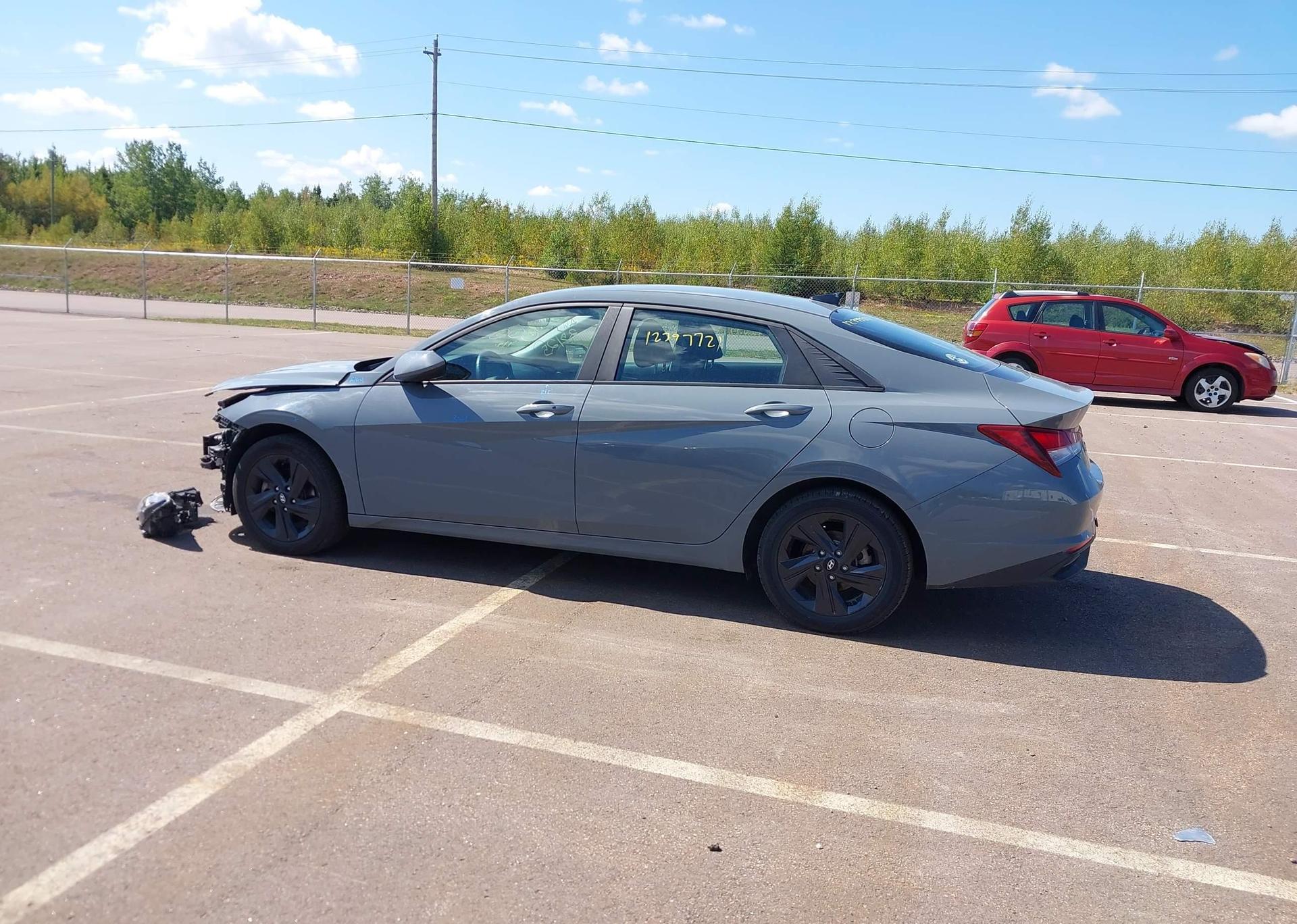 2022 HYUNDAI ELANTRA PREFERRED IVT