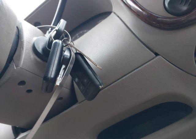 2002 FORD F-150 LARIAT