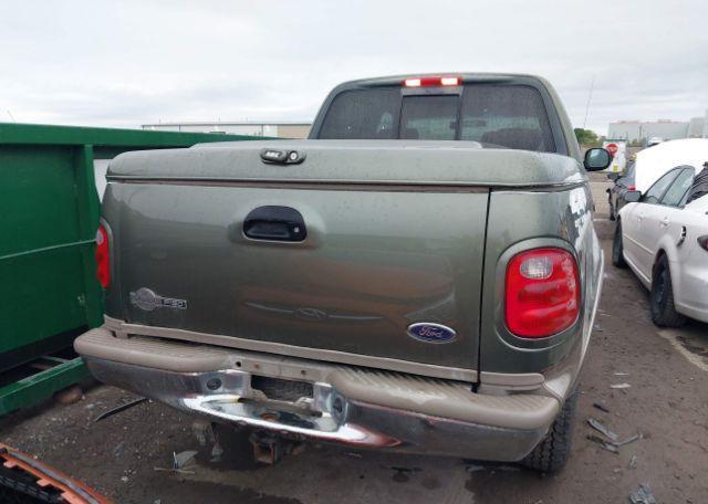 2002 FORD F-150 LARIAT