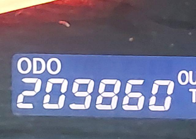 2011 TOYOTA CAMRY LE