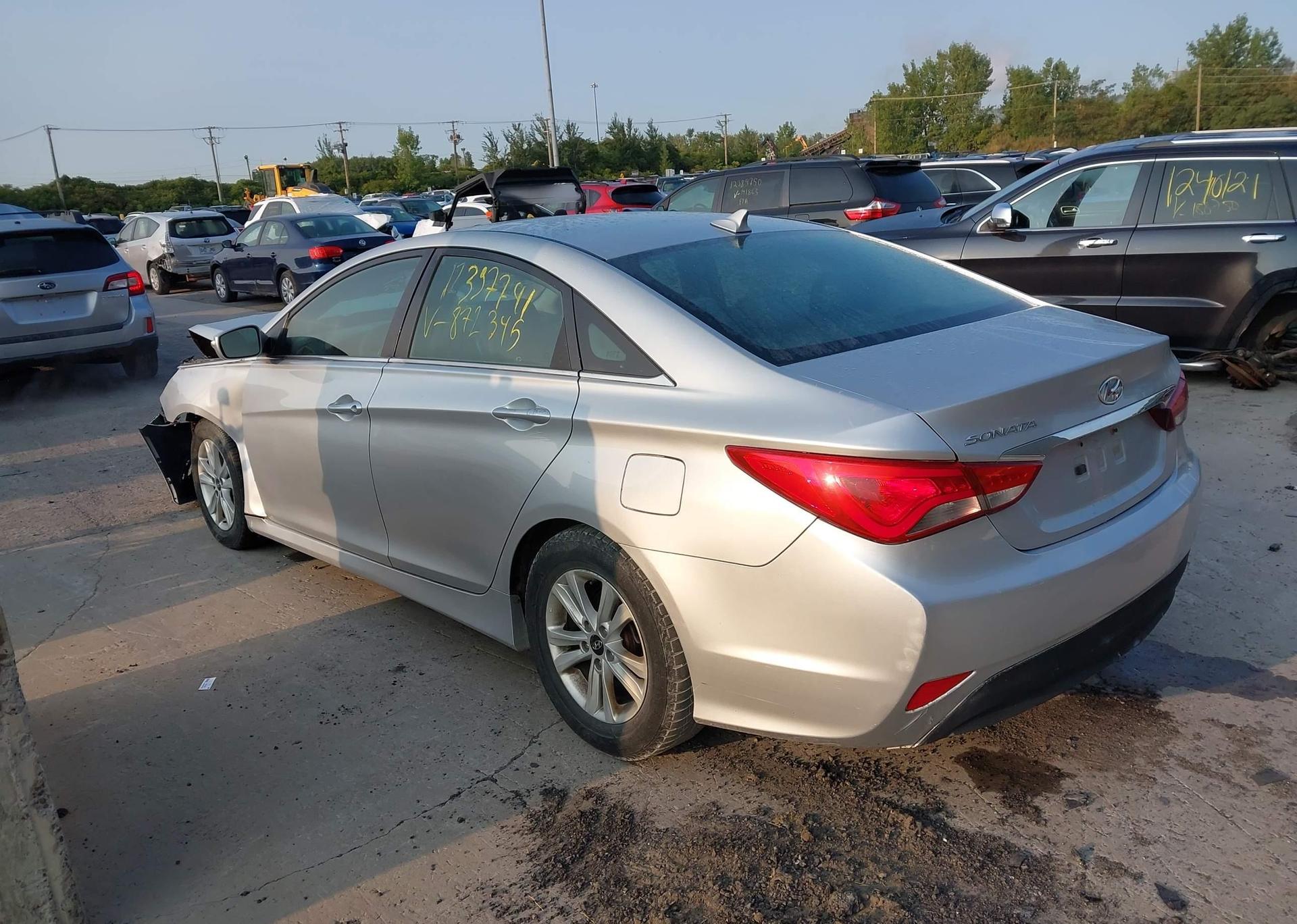 2014 HYUNDAI SONATA GLS