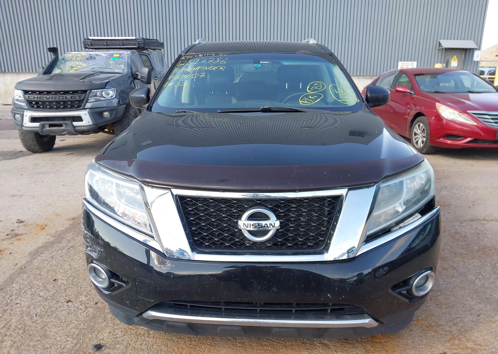 2013 NISSAN PATHFINDER PLATINUM