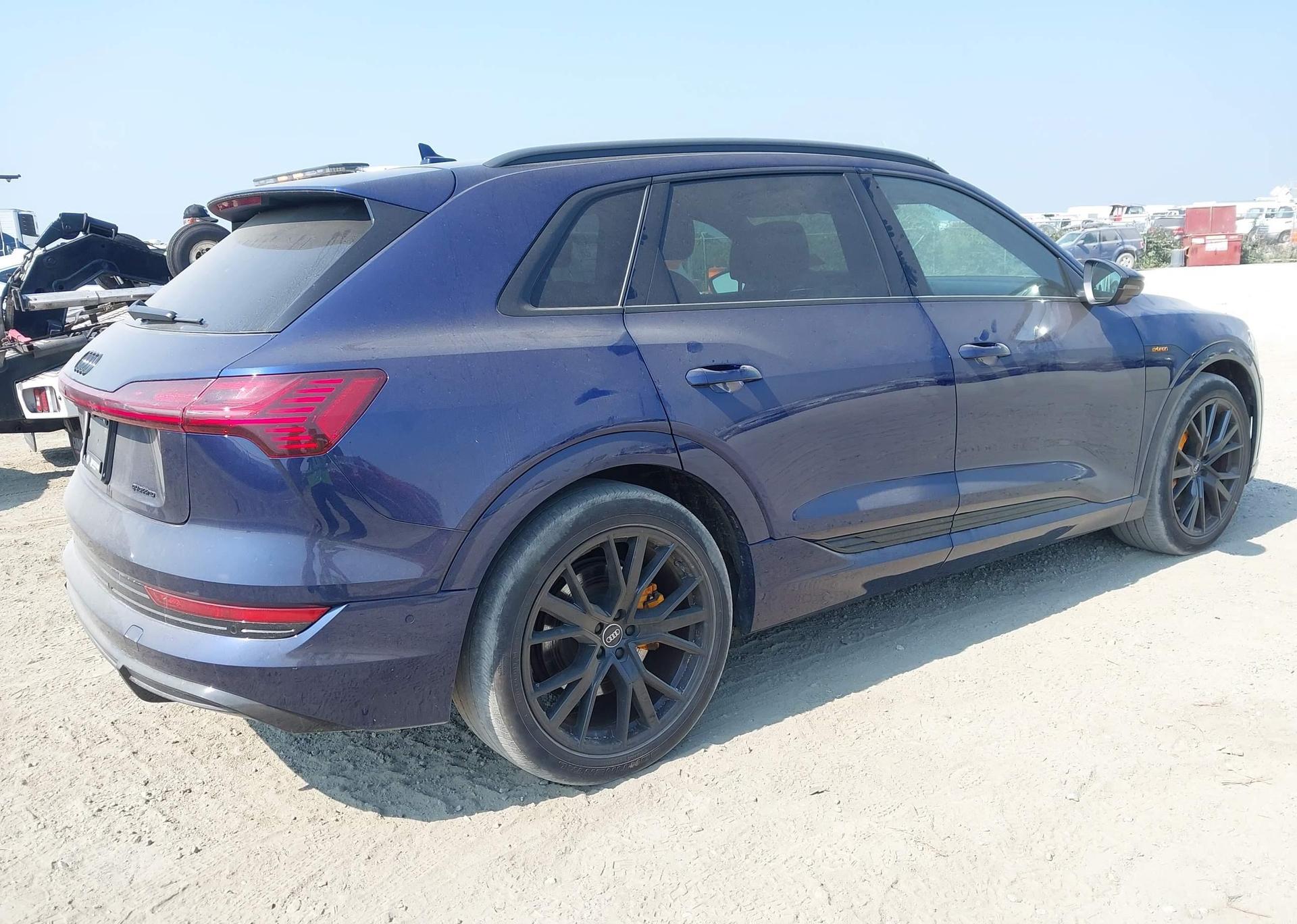 2022 AUDI E-TRON PREMIUM