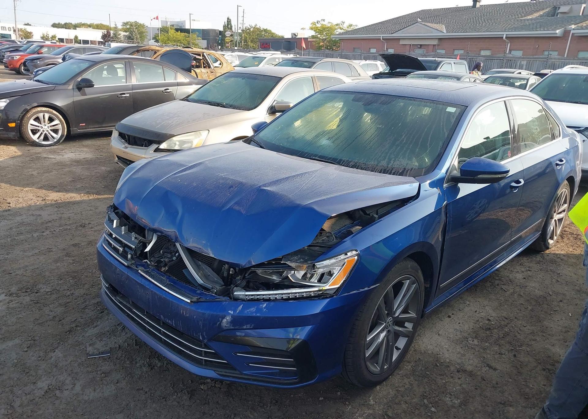 2016 VOLKSWAGEN PASSAT SEL