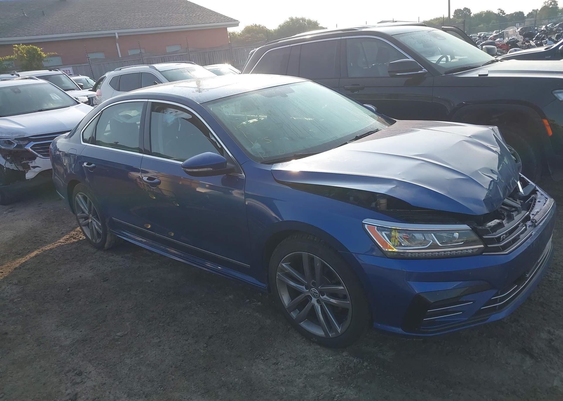 2016 VOLKSWAGEN PASSAT SEL
