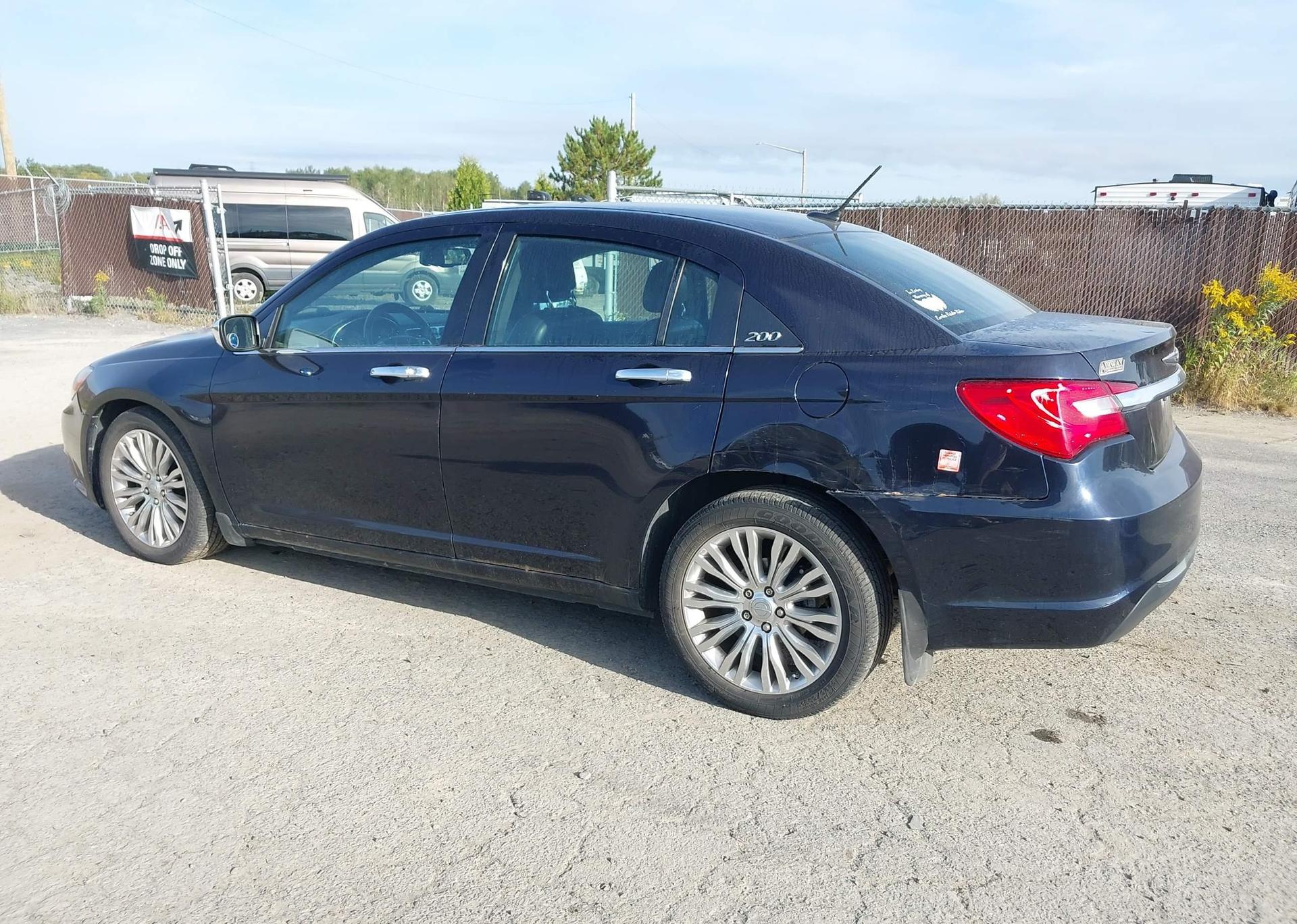 2012 CHRYSLER 200 LIMITED
