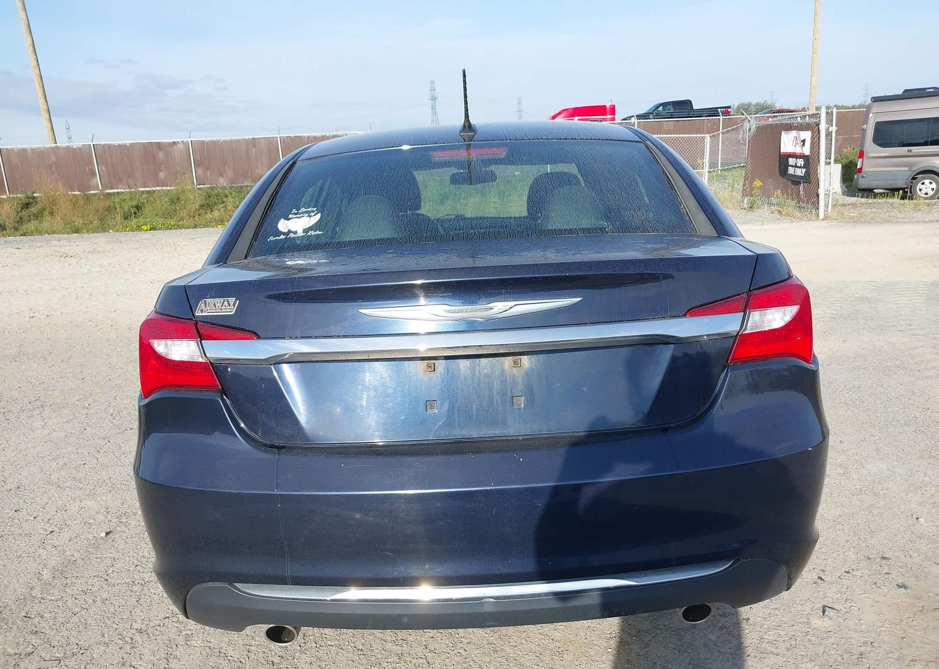 2012 CHRYSLER 200 LIMITED