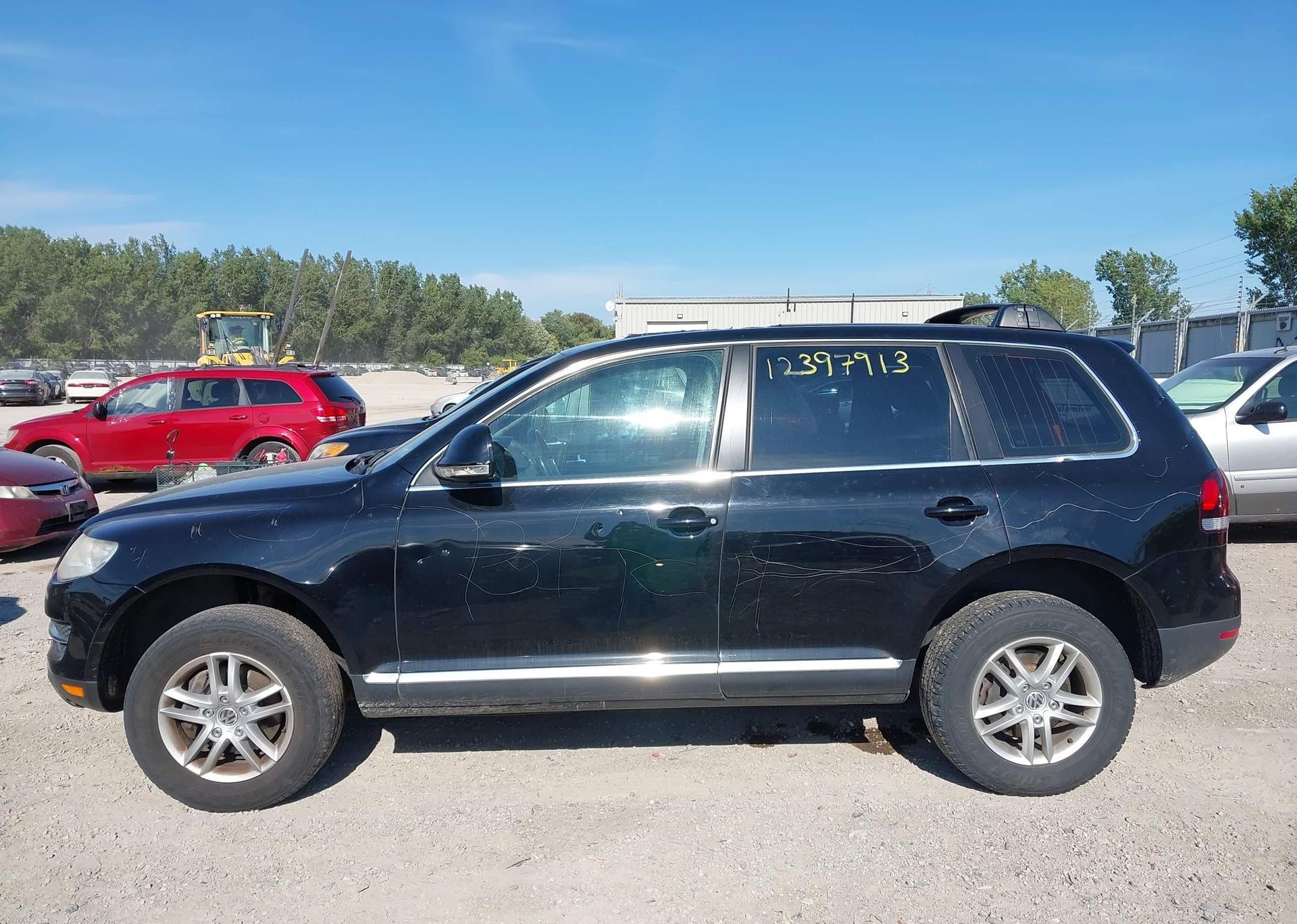 2009 VOLKSWAGEN TOUAREG