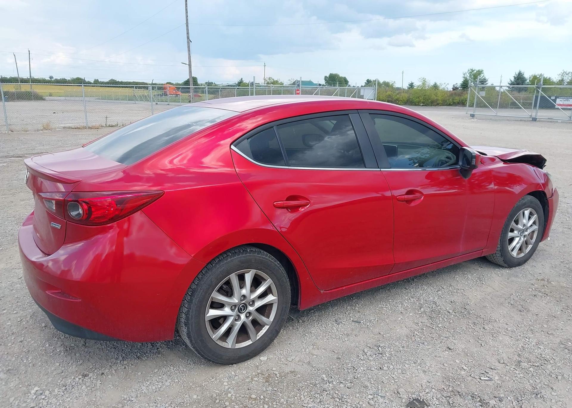 2015 MAZDA MAZDA3 GS