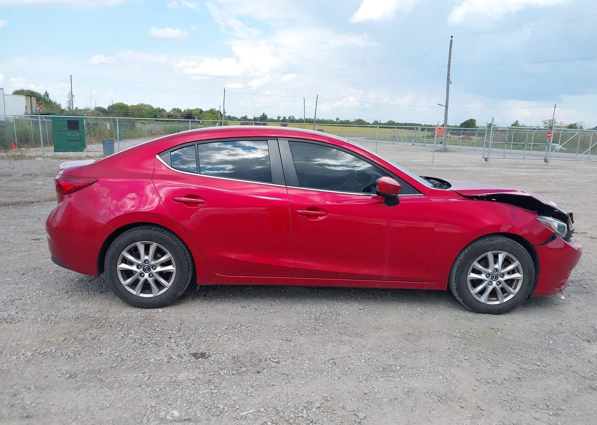 2015 MAZDA MAZDA3 GS