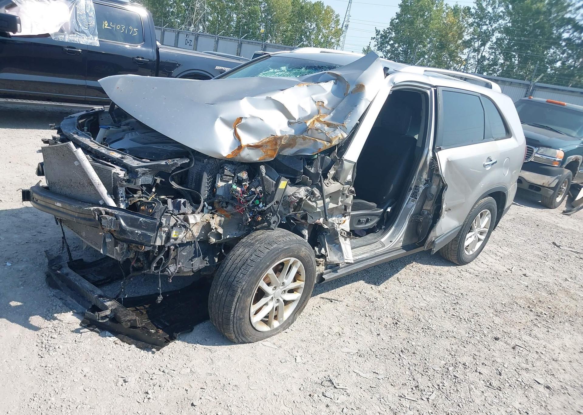 2014 KIA SORENTO LX V6