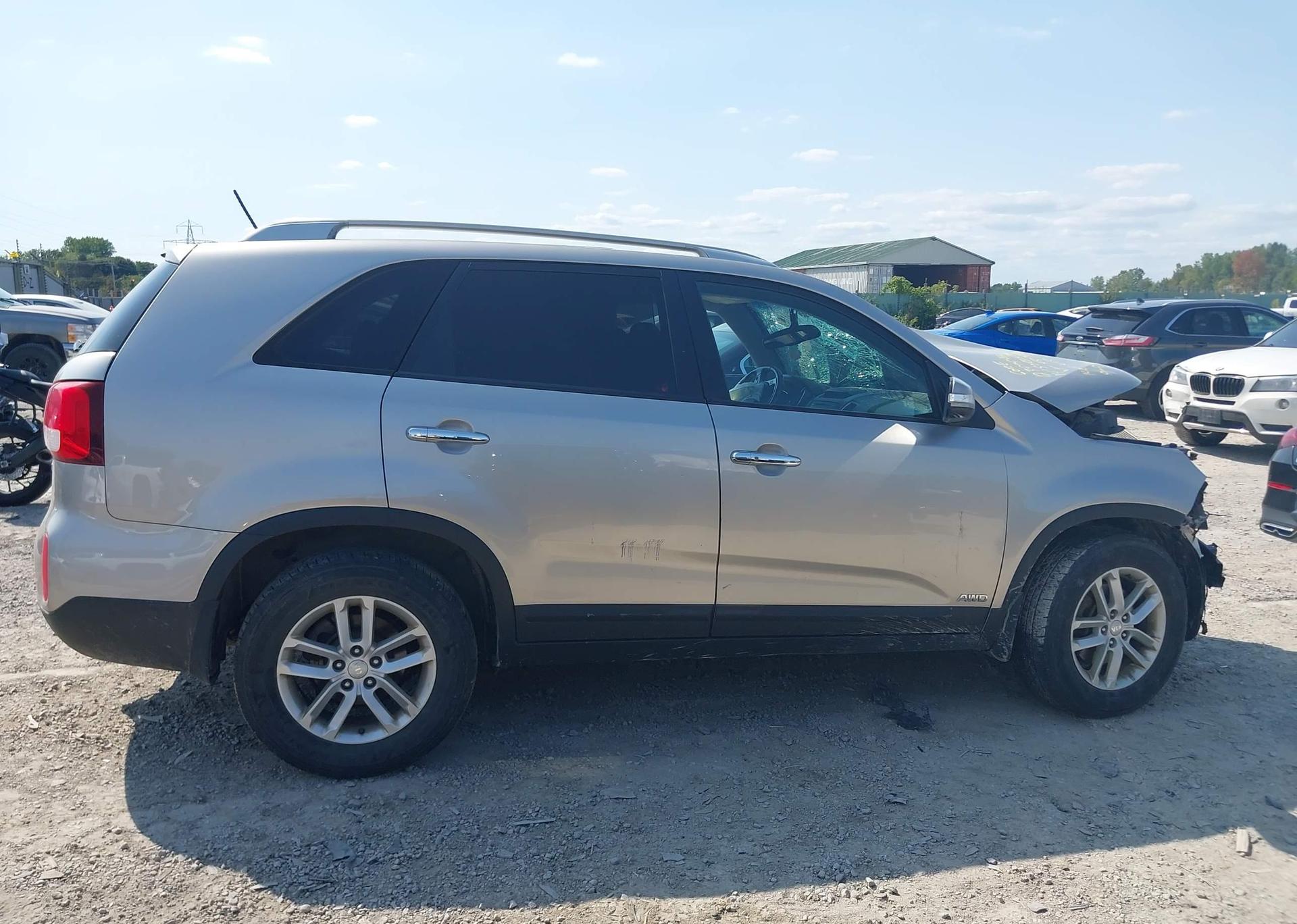 2014 KIA SORENTO LX V6