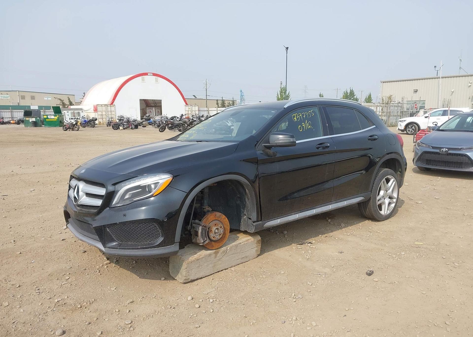 2015 MERCEDES-BENZ GLA 250 4MATIC