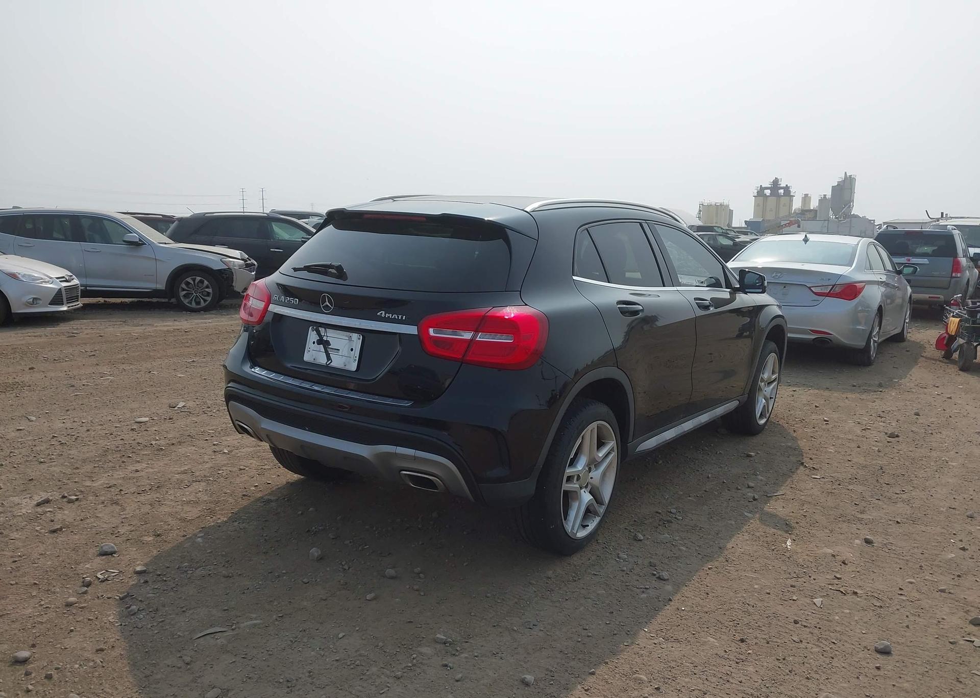 2015 MERCEDES-BENZ GLA 250 4MATIC