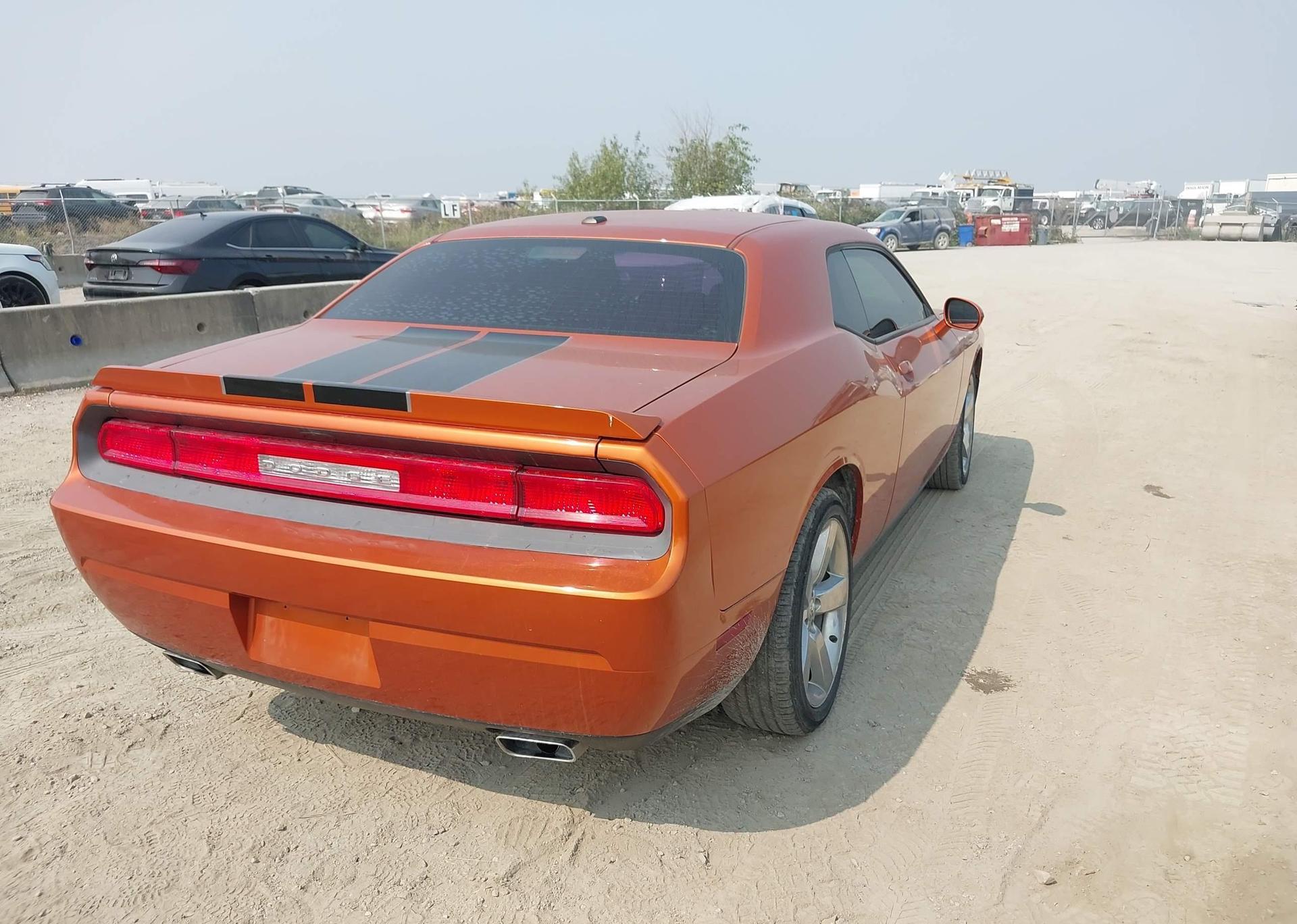 2011 DODGE CHALLENGER