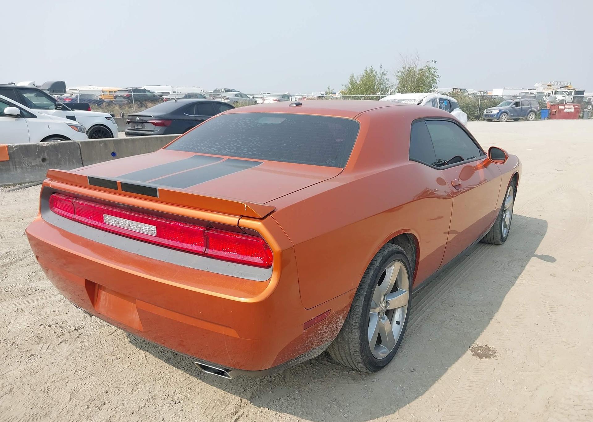 2011 DODGE CHALLENGER
