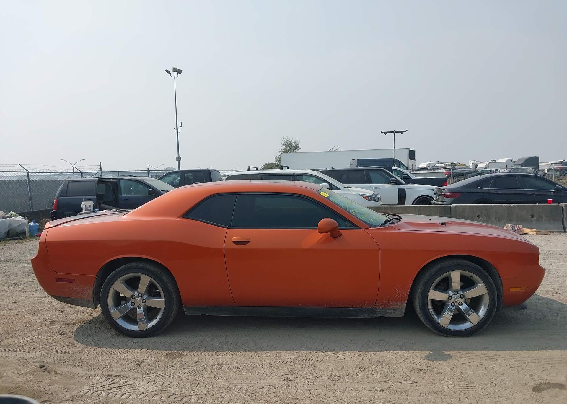 2011 DODGE CHALLENGER