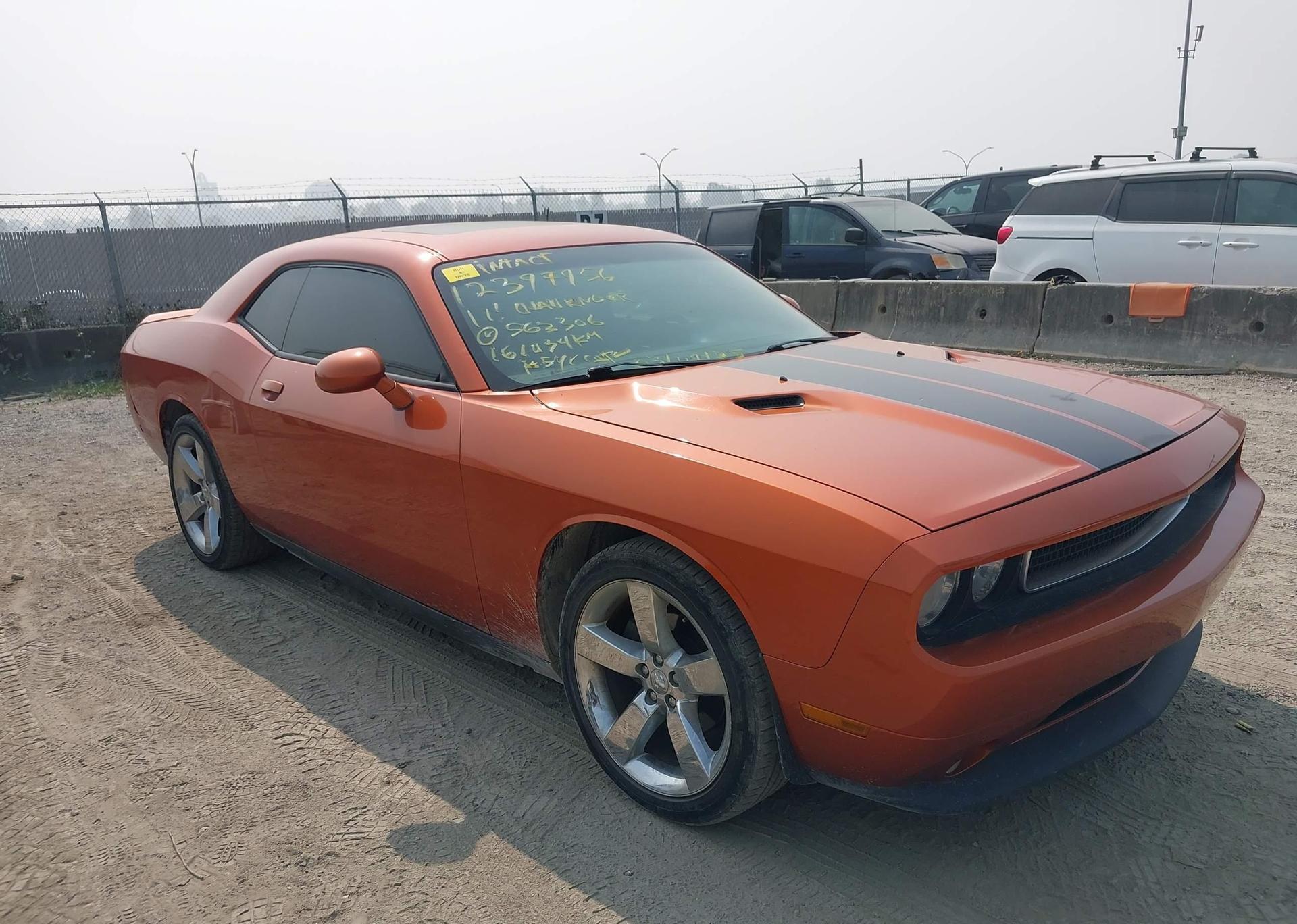 2011 DODGE CHALLENGER