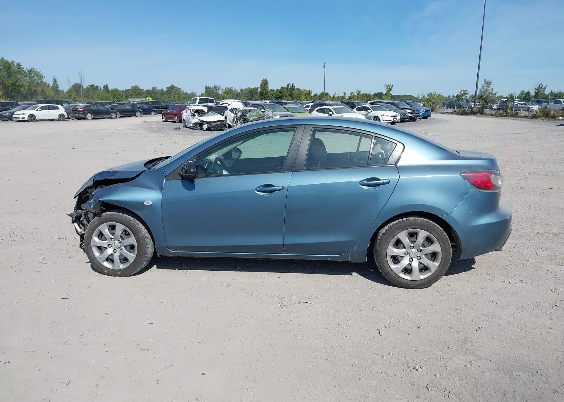 2010 MAZDA MAZDA3 GS