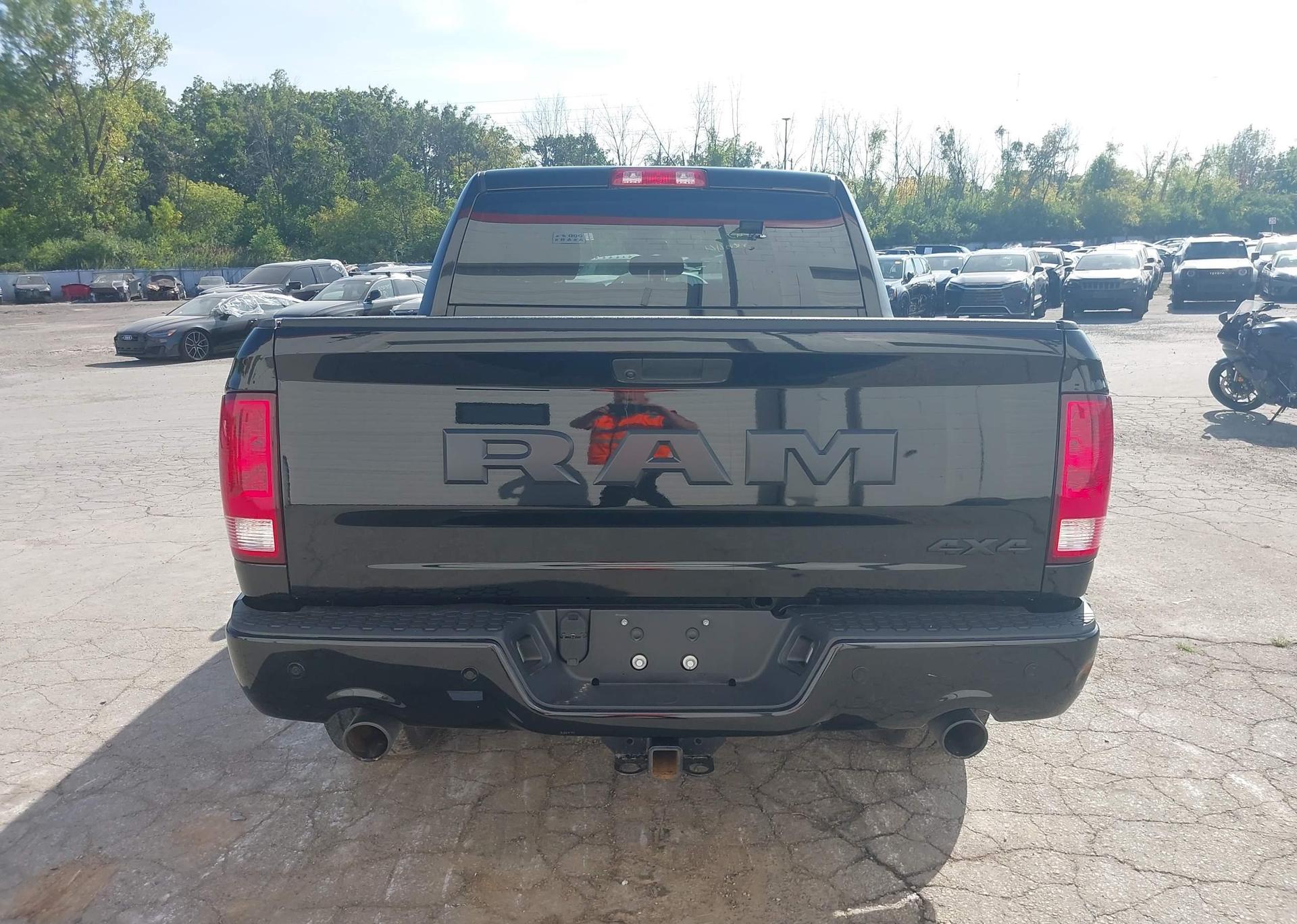 2022 RAM 1500 CLASSIC TRADESMAN