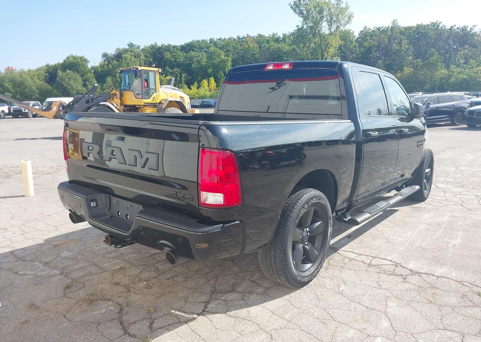 2022 RAM 1500 CLASSIC TRADESMAN