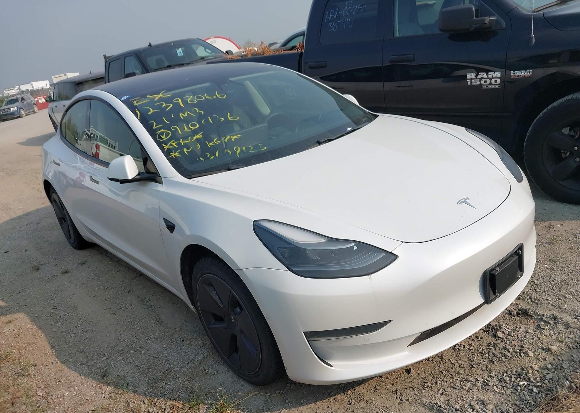 2021 TESLA MODEL 3