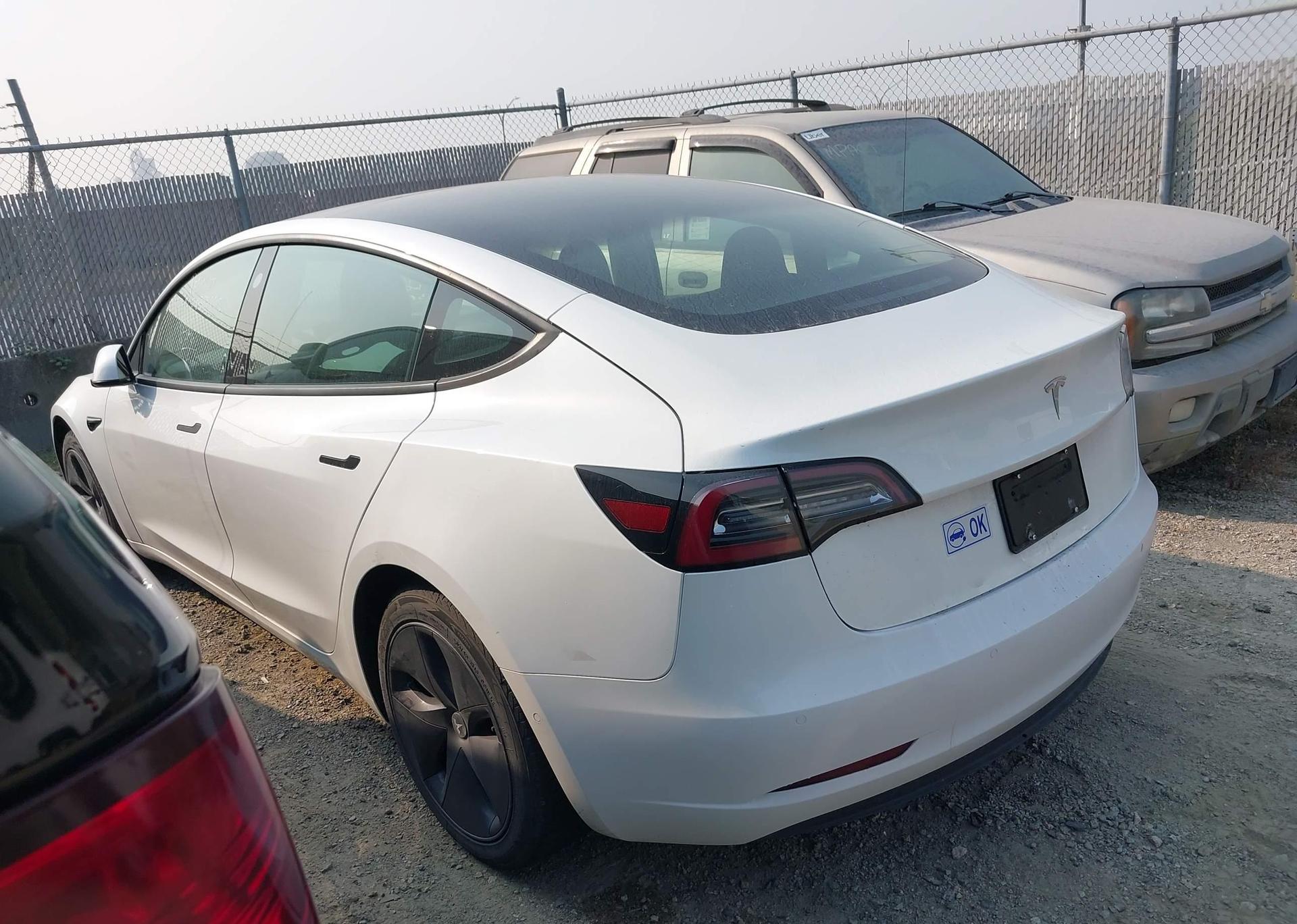 2021 TESLA MODEL 3