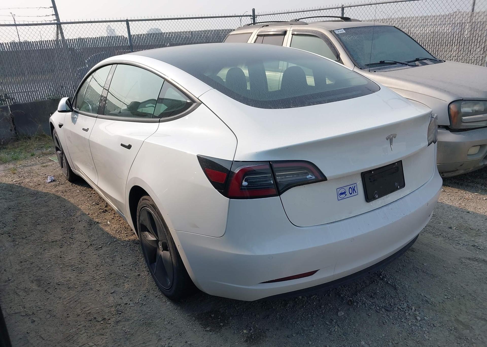 2021 TESLA MODEL 3