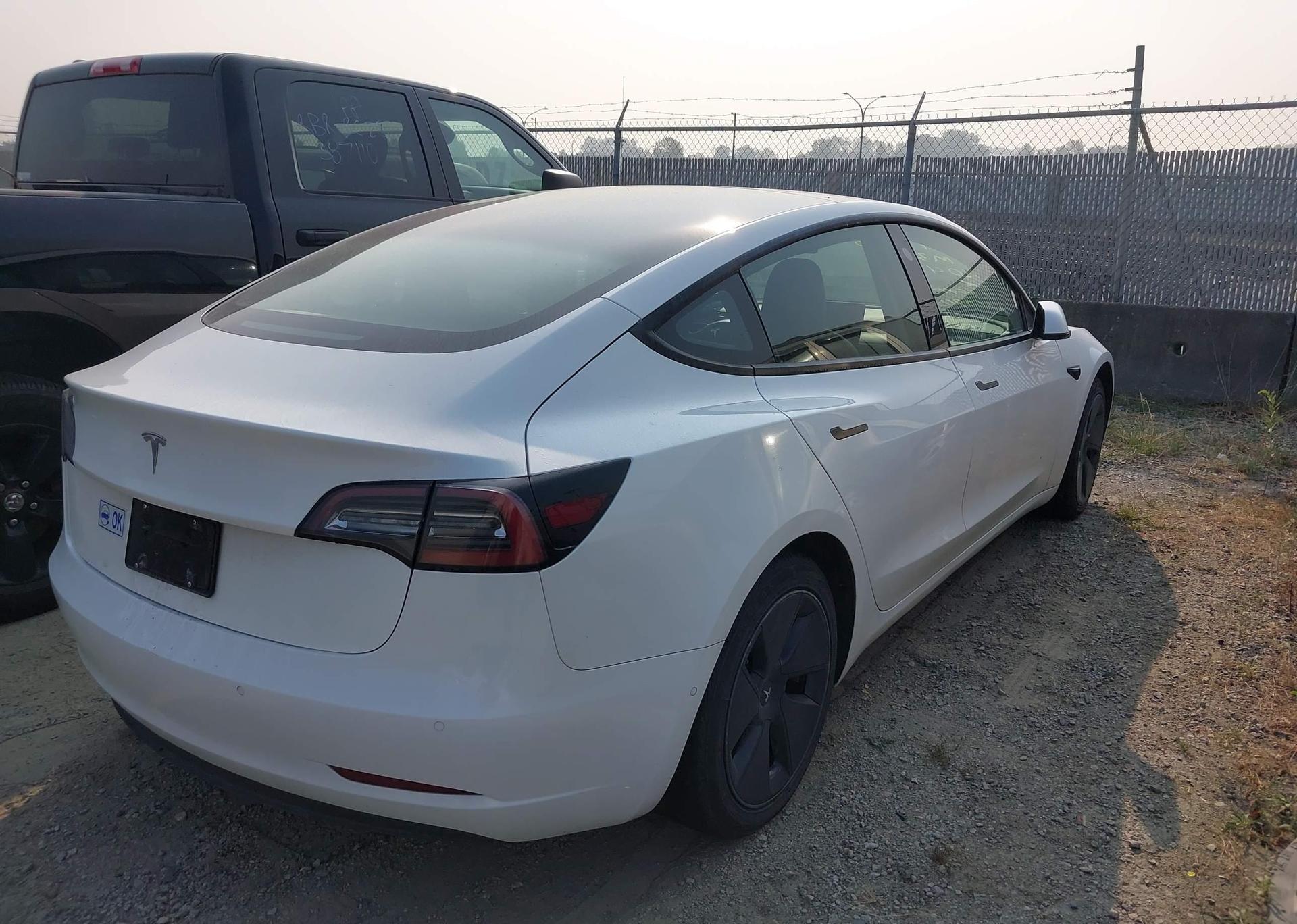 2021 TESLA MODEL 3