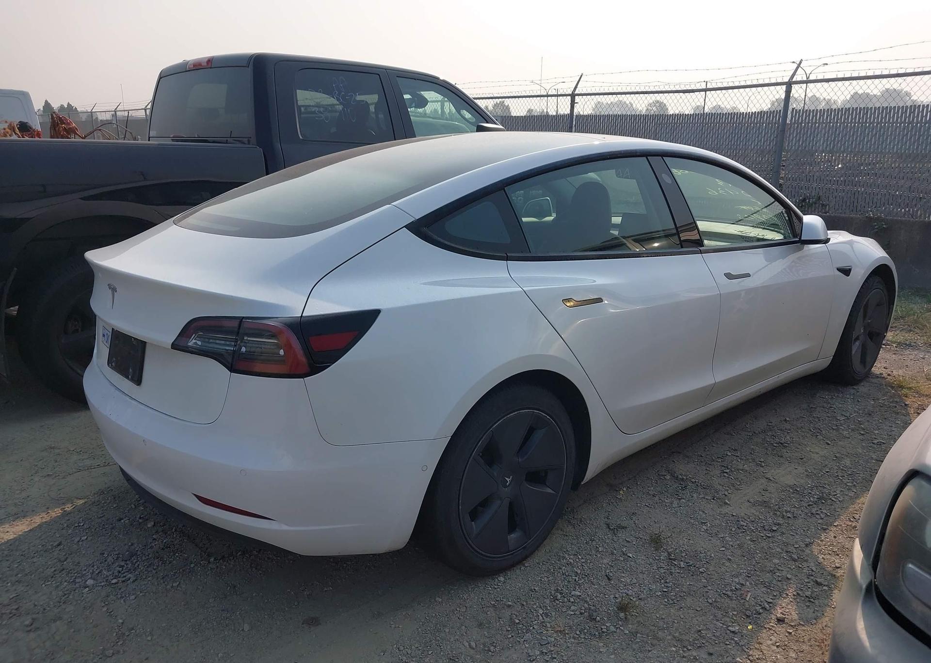2021 TESLA MODEL 3