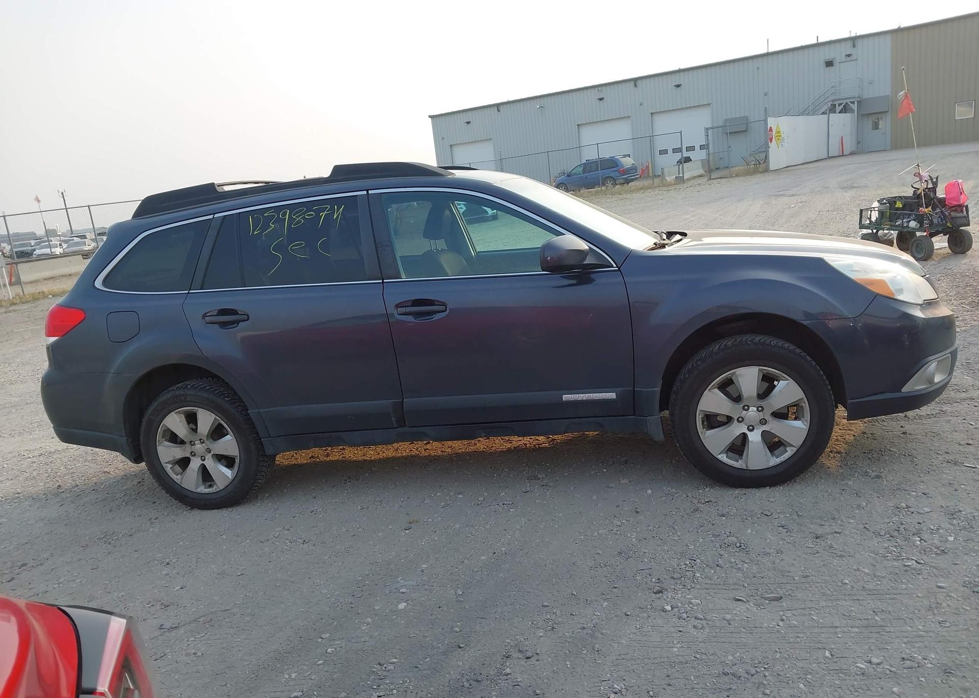 2010 SUBARU OUTBACK 3.6R PREMIUM