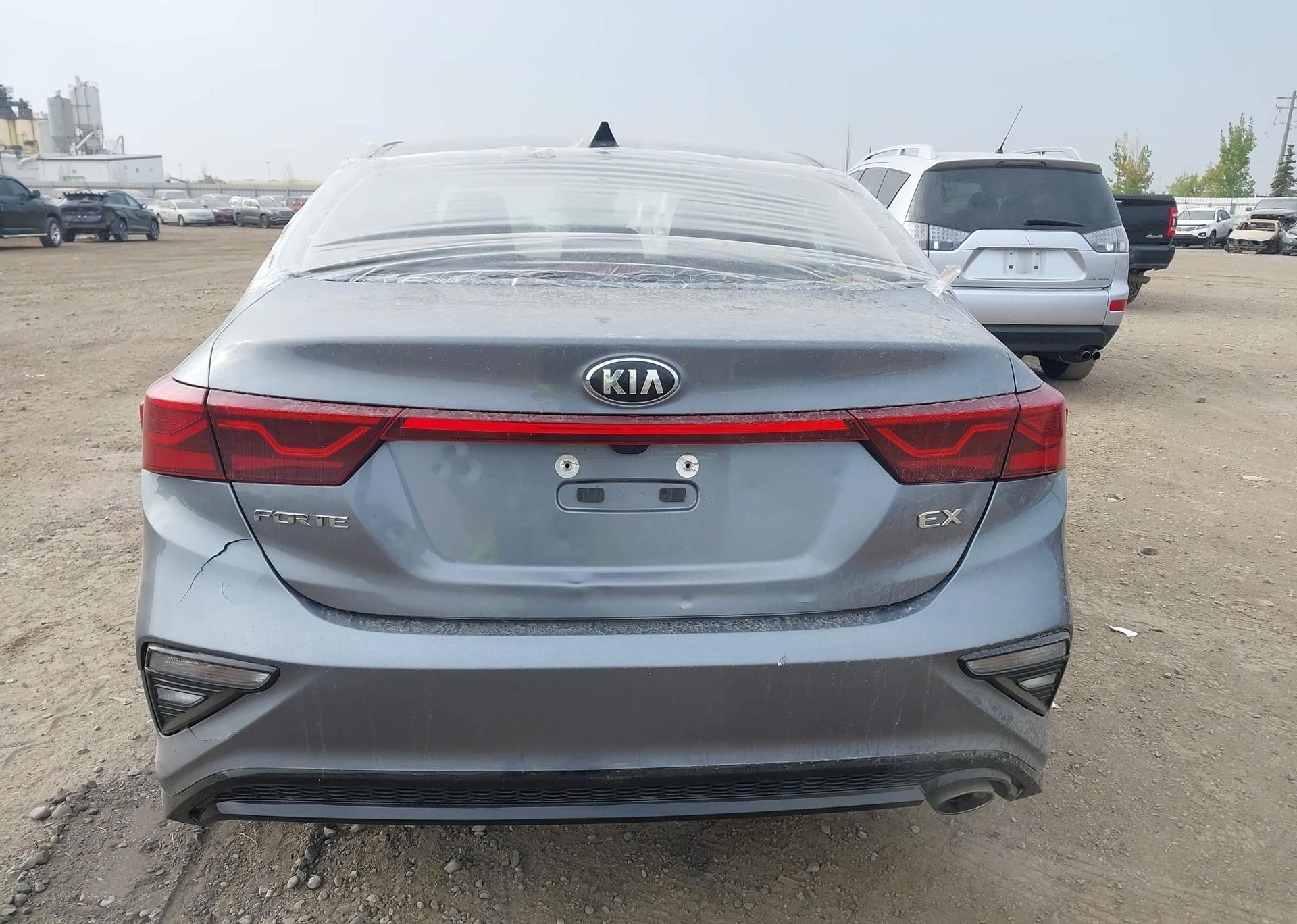 2021 KIA FORTE EX