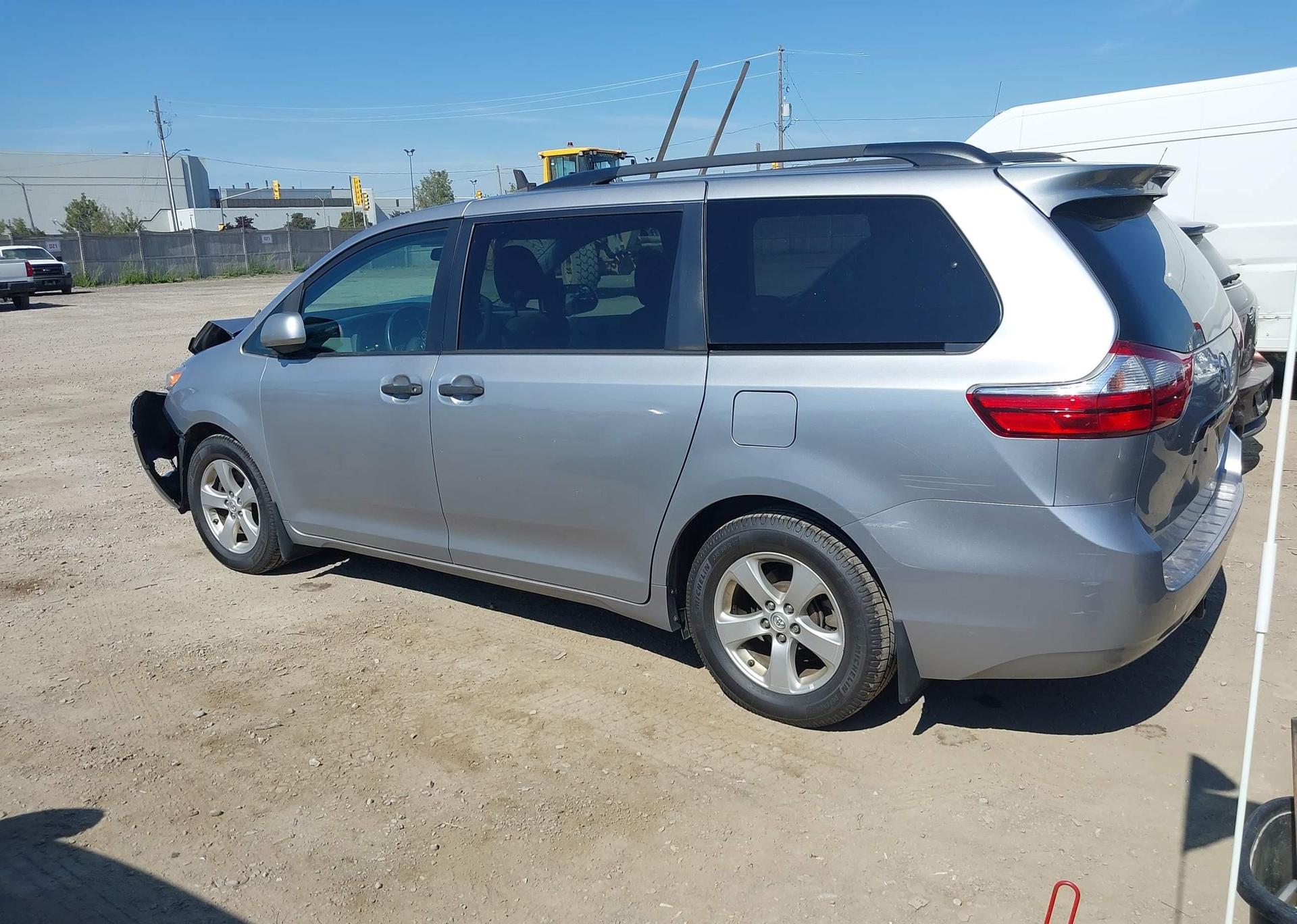 2017 TOYOTA SIENNA 7 PASSENGER